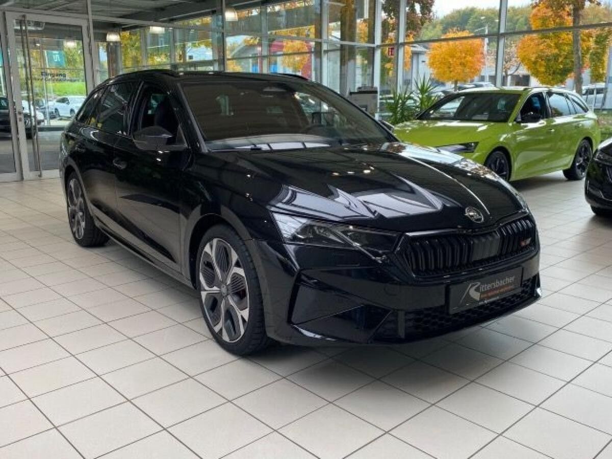 Skoda Octavia Combi RS 2,0 TSI 7-Gang-DSG Sofort Verfügbar