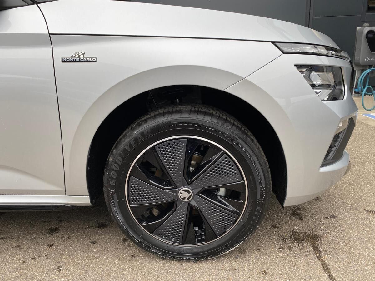 Skoda Kamiq 1.0 TSI DSG Monte Carlo Matrix RFK CarPlay