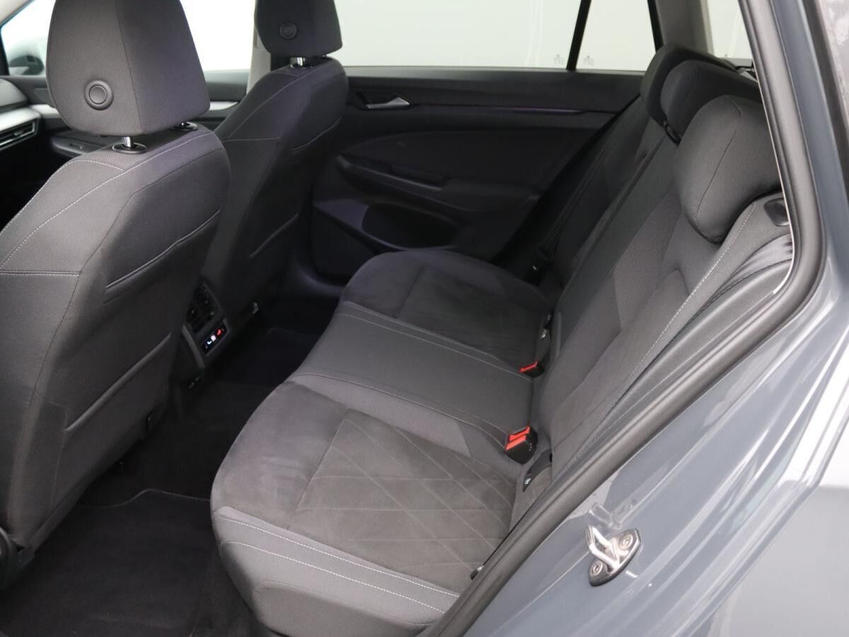 Volkswagen Golf Variant Life 2.0 TDI DSG / Standh., LED,ACC