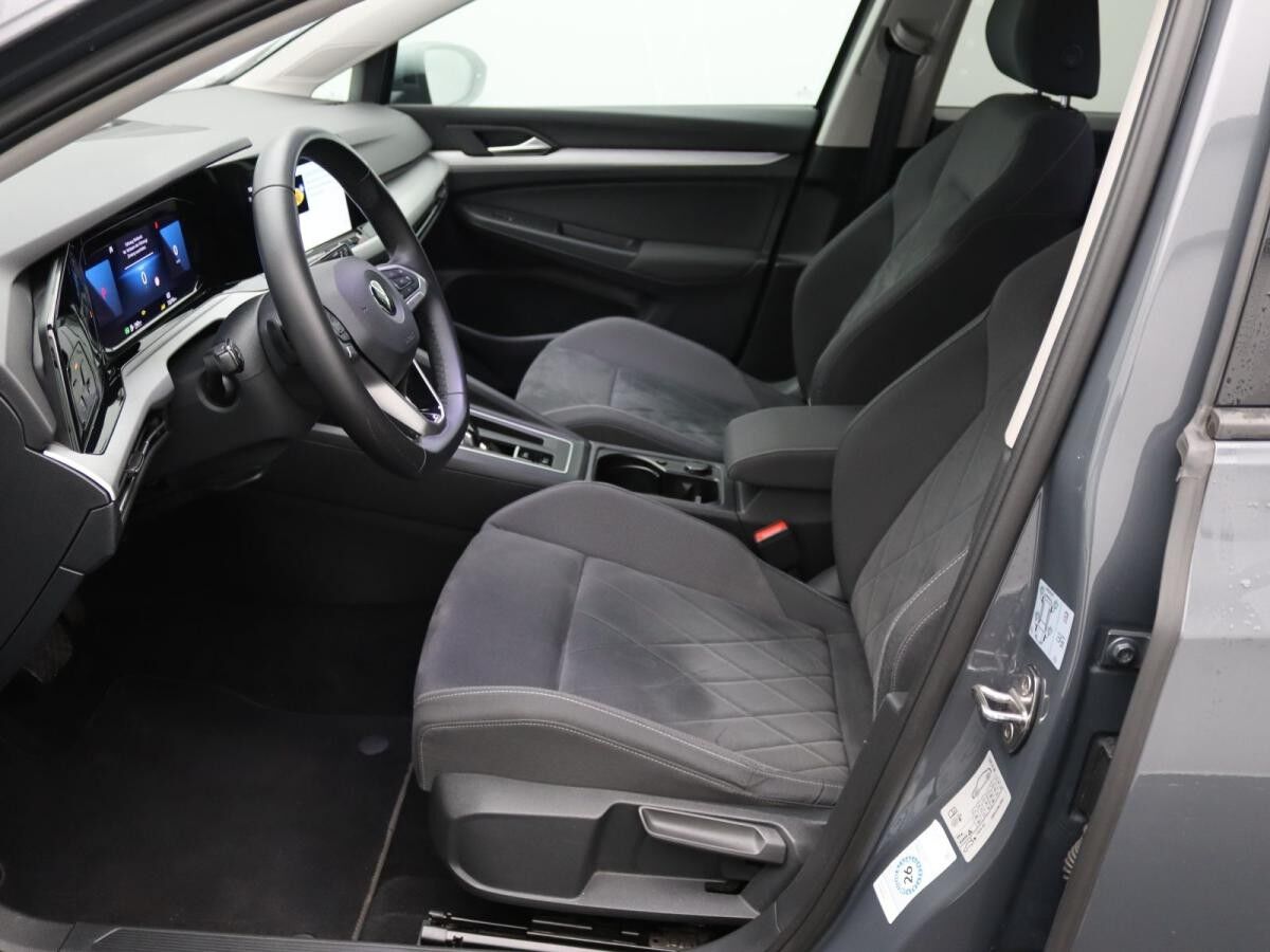 Volkswagen Golf Variant Life 2.0 TDI DSG / Standh., LED,ACC