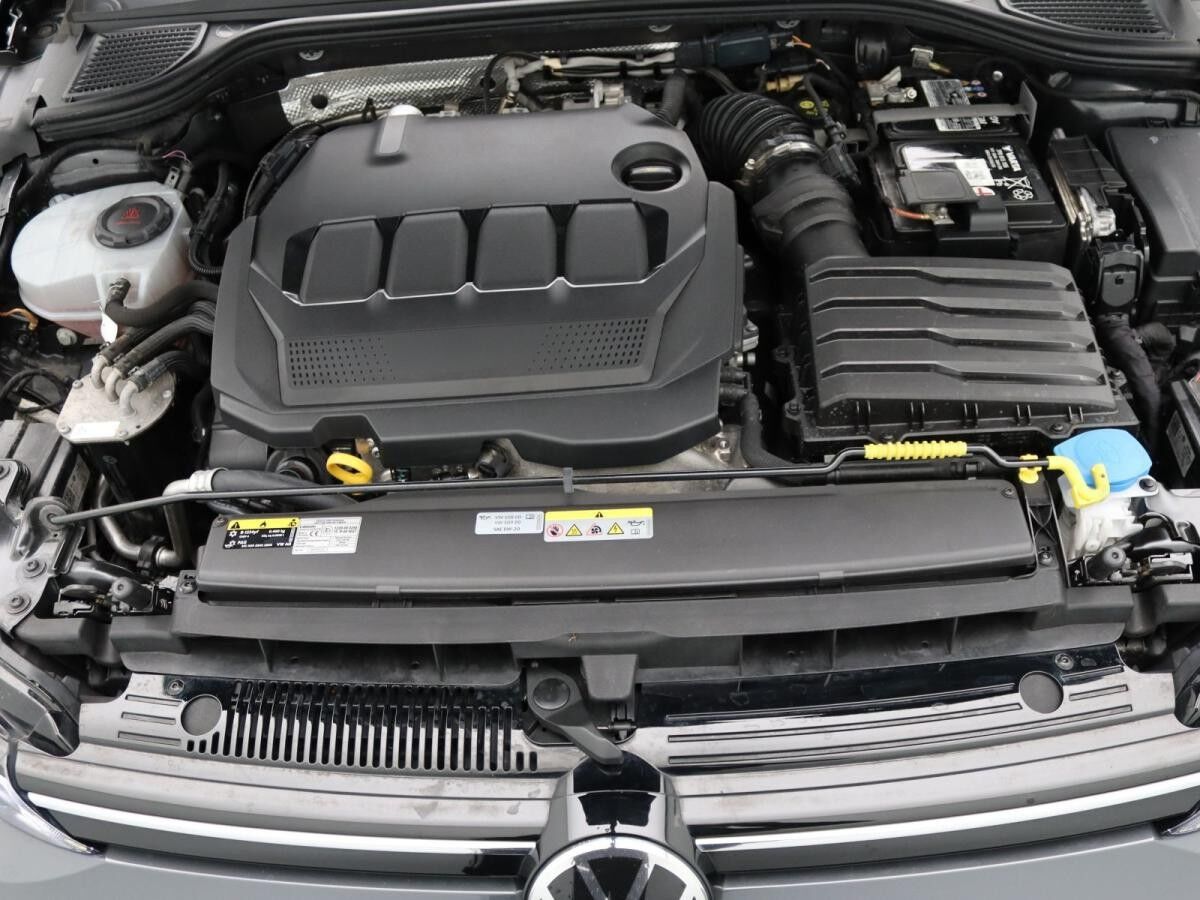 Volkswagen Golf Variant Life 2.0 TDI DSG / Standh., LED,ACC