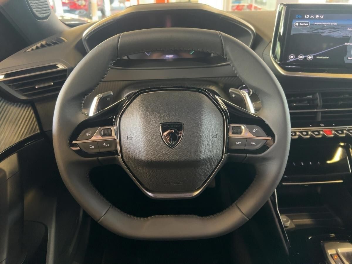 Peugeot 2008 Allure Hybrid 145 e-DSC6 - Grip Control Paket *Sofort Verfügbar*