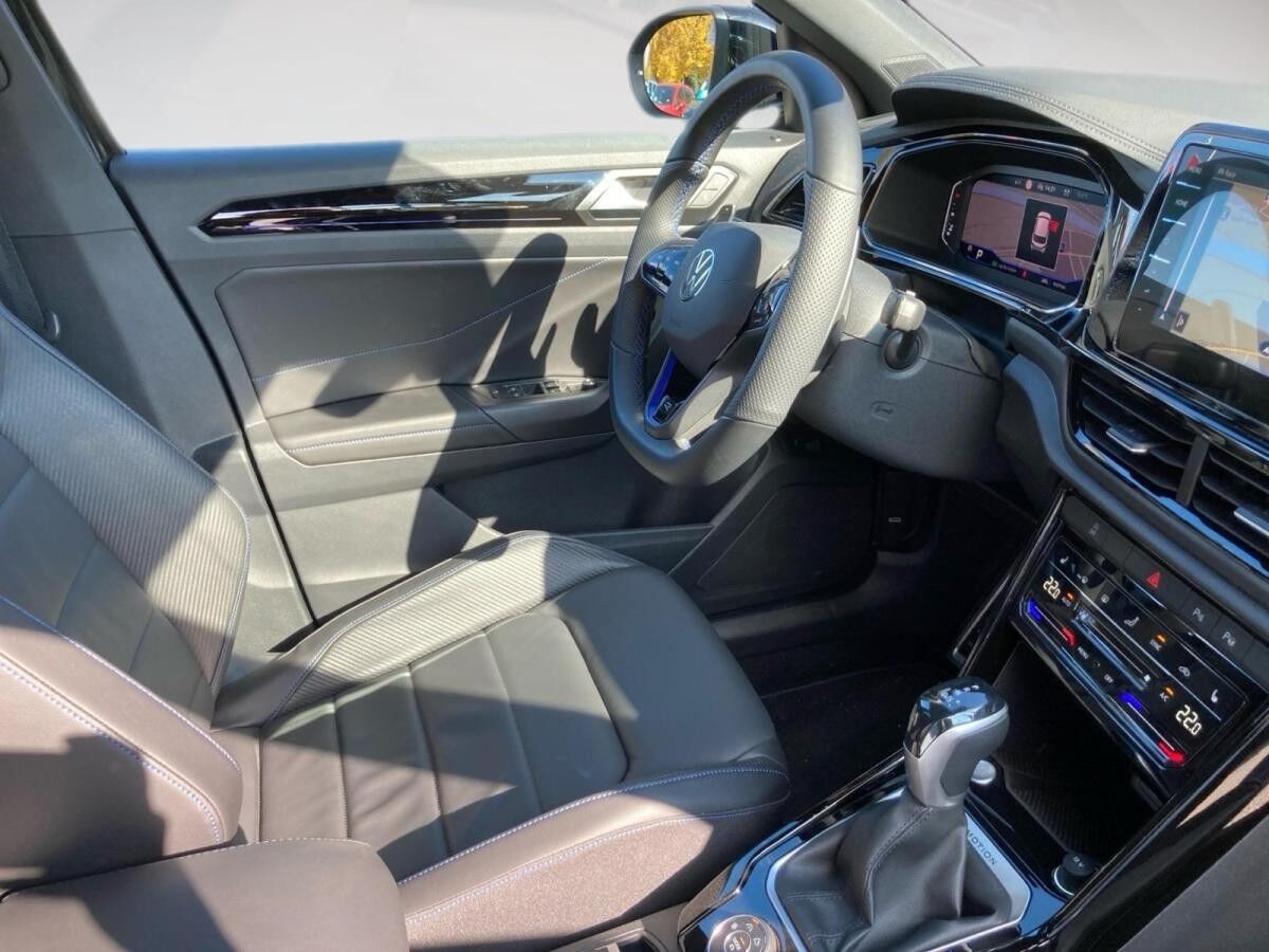 Volkswagen T-Roc R BLACK STYLE 2.0TSI DSG 4M NP.69T AKRAPOVIC.AHK.KAMERA.NAVI.PANO