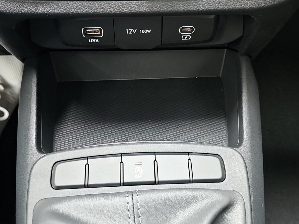 Hyundai i10 1.0 MJ25 SELECT NAVI/PDC/DAB