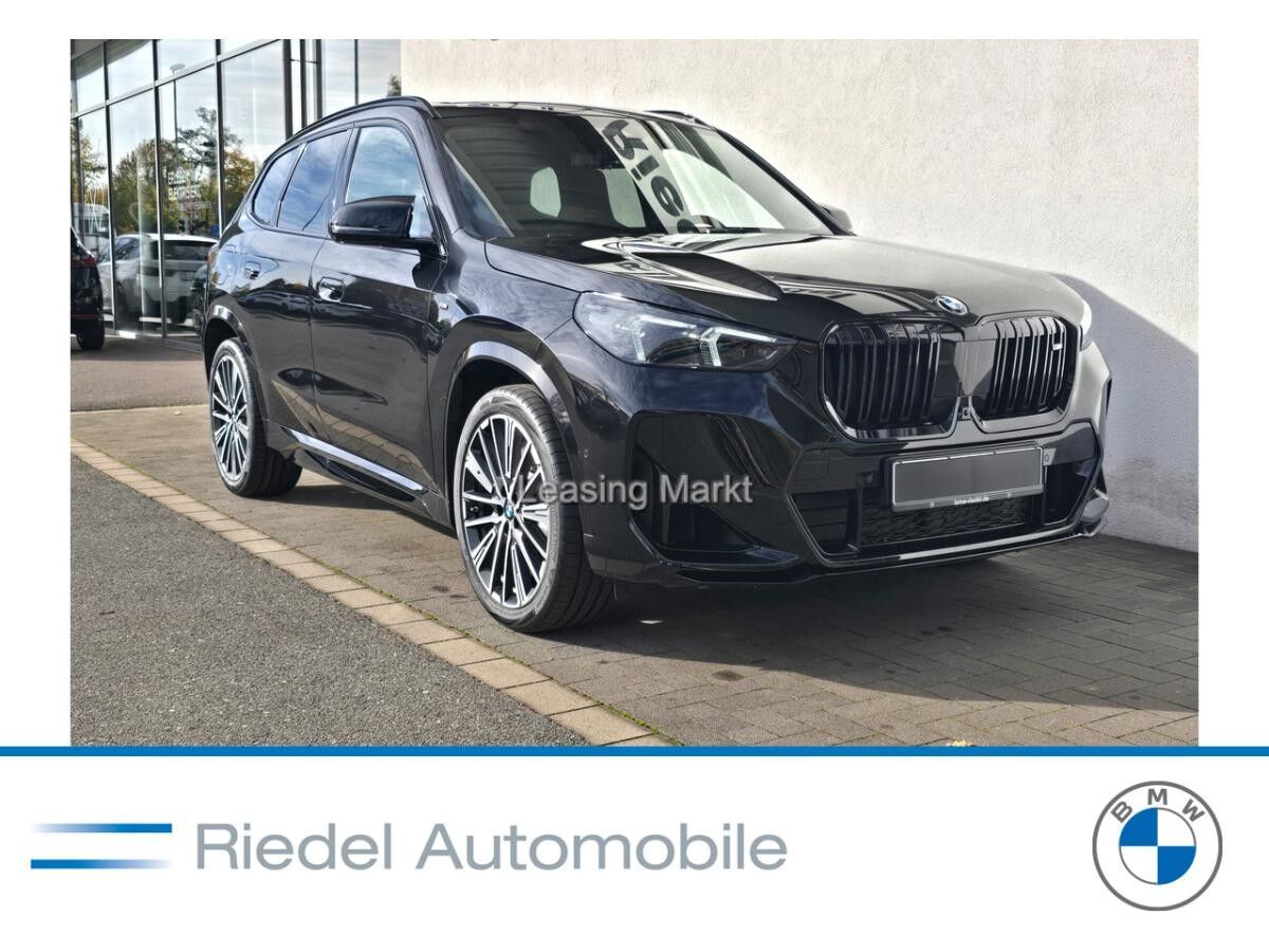 BMW X1 M35i xDrive Navi DSG Tempom.aktiv Panoramadach Bluetooth
