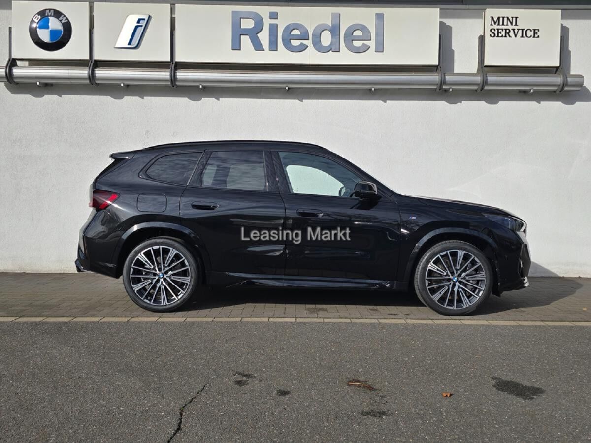 BMW X1 M35i xDrive Navi DSG Tempom.aktiv Panoramadach Bluetooth