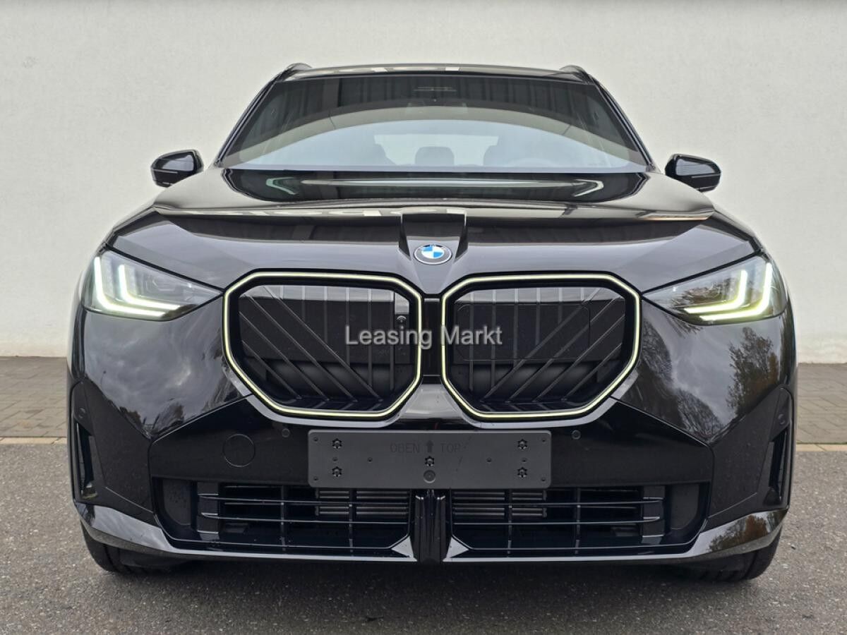 BMW X3 xDrive20d AT Navi Tempom.aktiv Panoramadach Bluetooth PDC BMW X3 xDrive20d AT Navi Tempom.aktiv Panoramadach Bluetooth PDC