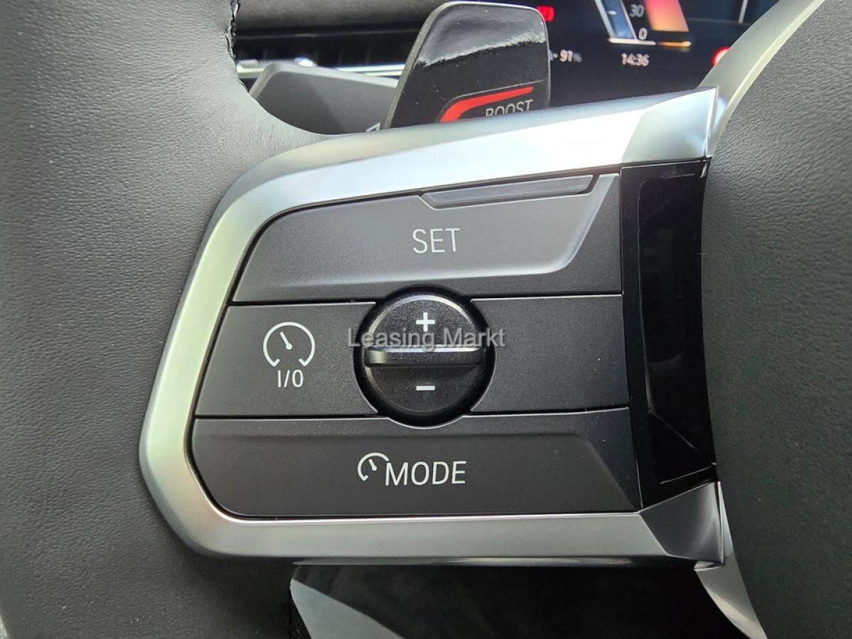 BMW iX1 xDrive30 Navi Tempom.aktiv Bluetooth PDC HeadUp