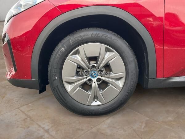 BMW iX2 xDrive30 / NP= 62.390,- / Adapt. LED / Head