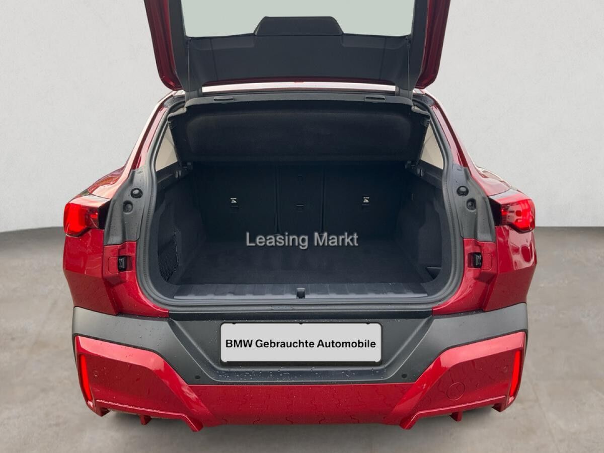 BMW iX2 ix2 xDrive30 / NP= 62.390,- / Adapt. LED / Head