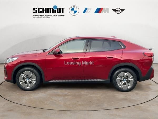 BMW iX2 xDrive30 M Sport / NP= 72.690,- / AHK / Head