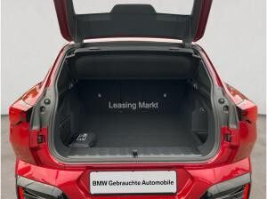 BMW iX2 ix2 xDrive30 M Sport / NP= 72.690,- / AHK / Head
