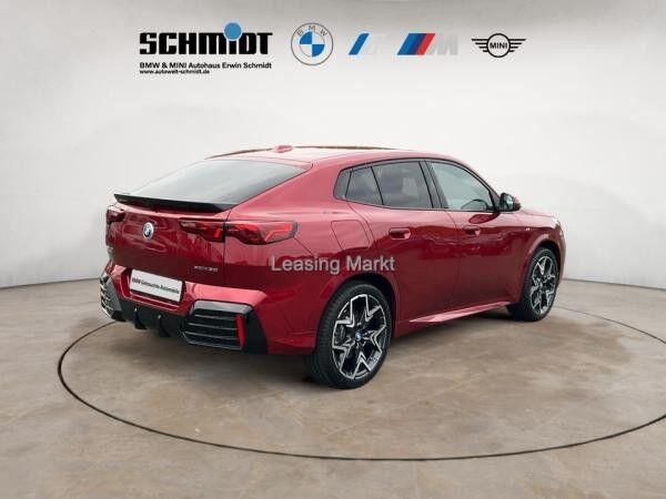 BMW iX2 xDrive30 M Sport / NP= 72.690,- / AHK / Head