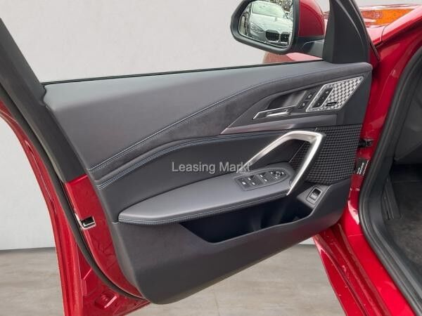 BMW iX2 xDrive30 M Sport / NP= 72.690,- / AHK / Head