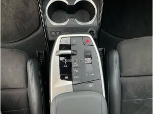 BMW iX2 ix2 xDrive30 M Sport / NP= 72.690,- / AHK / Head