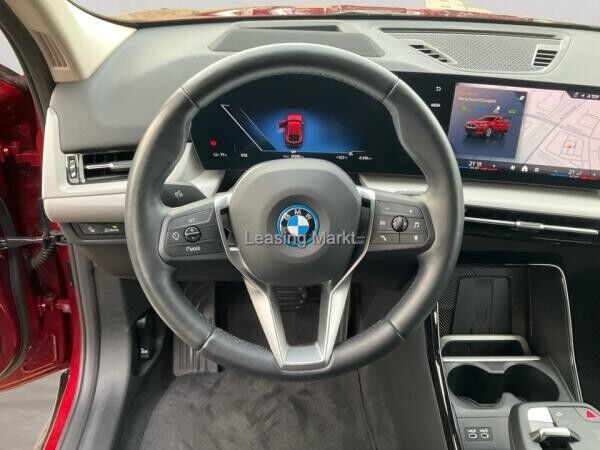 BMW iX2 xDrive30 M Sport / NP= 72.690,- / AHK / Head