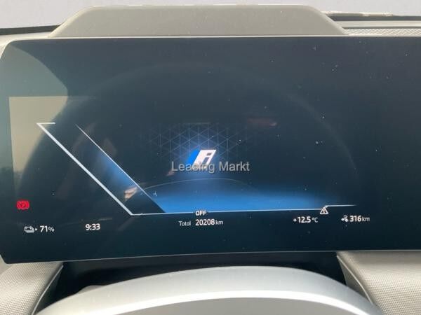 BMW iX2 xDrive30 M Sport / NP= 72.690,- / AHK / Head