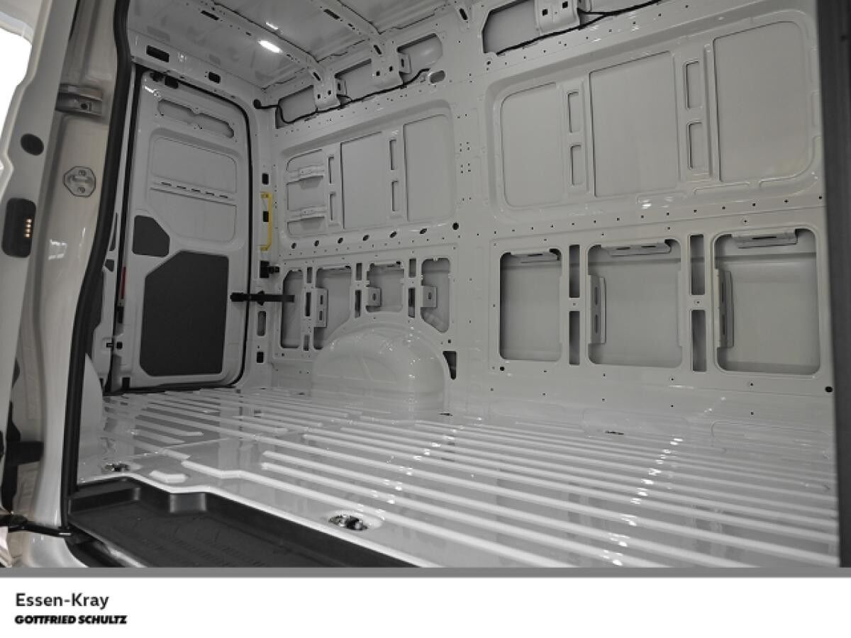 Volkswagen Crafter 35 Kasten MR HD (Essen-Kray)