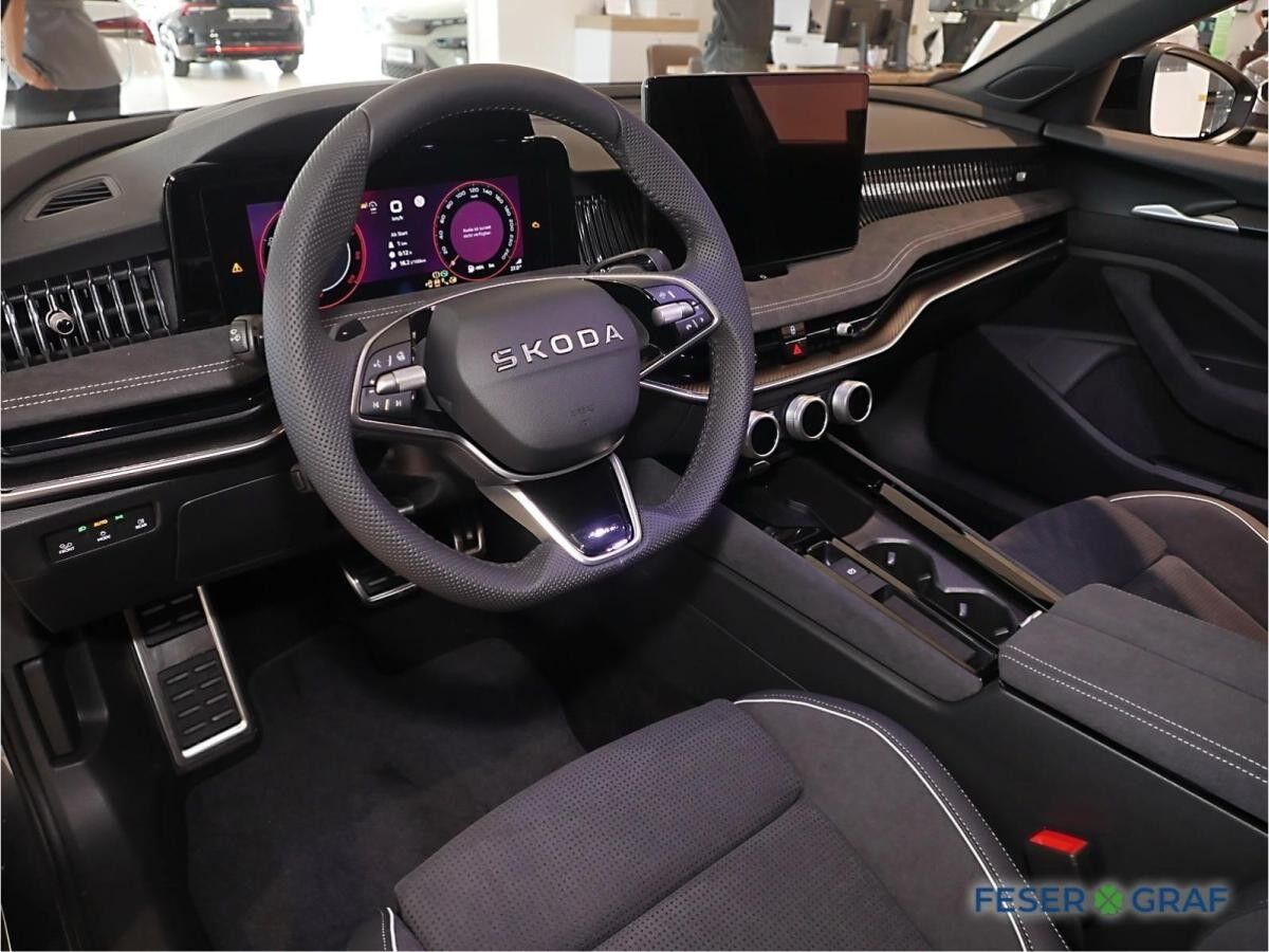 Skoda Superb Sportline 2,0 TDI DSG 4x4- AHK,NAVI,SHZ