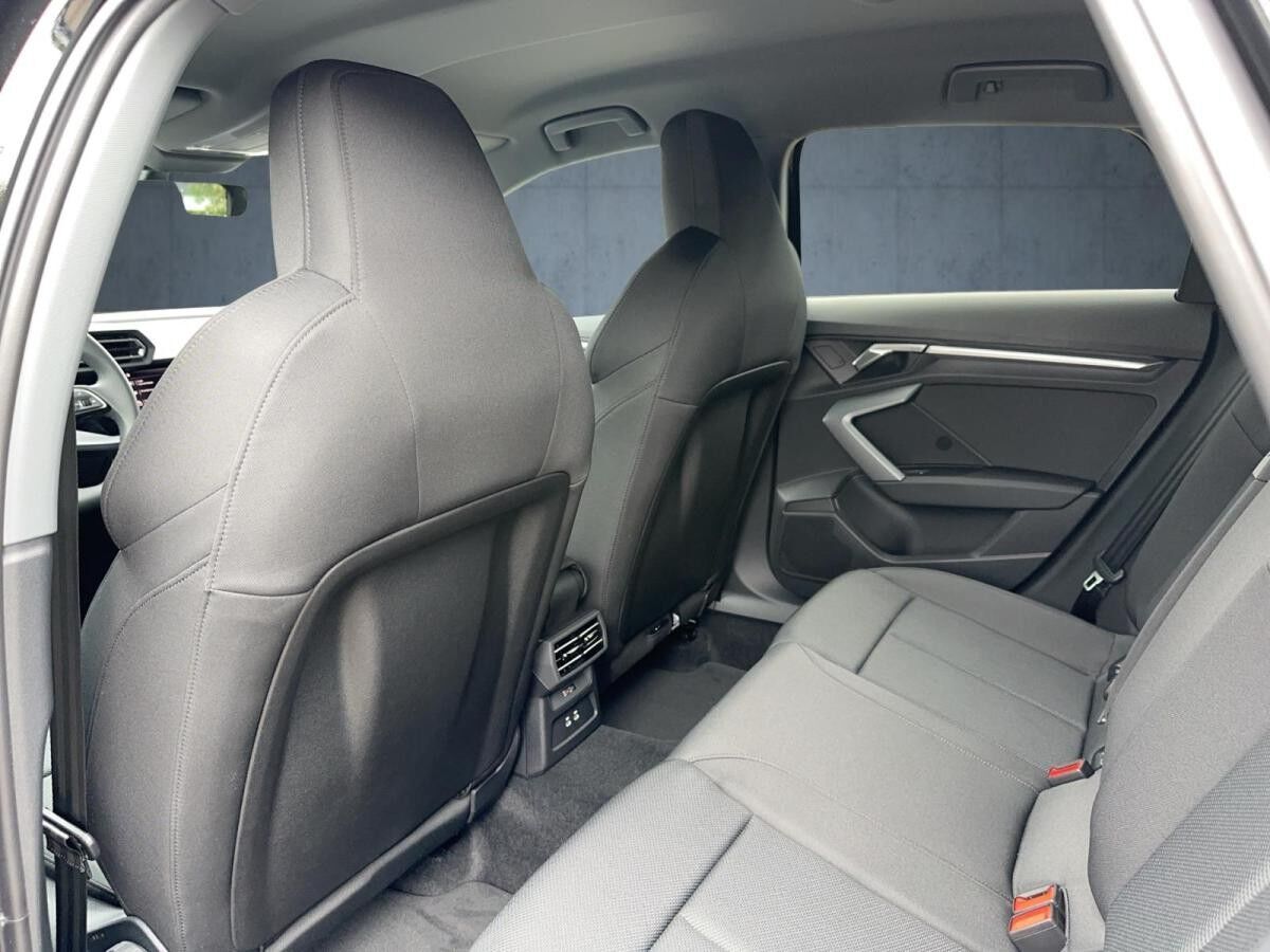 Audi A3 Sportback S tronic NAVI LED KAMERA ACC U.V.M. *SOFORT VERFÜGBAR!*