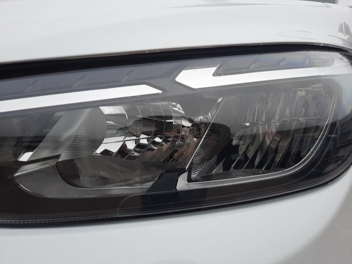 Ford Transit Custom 2.5l PHEV Kasten 320L1 Trend LED