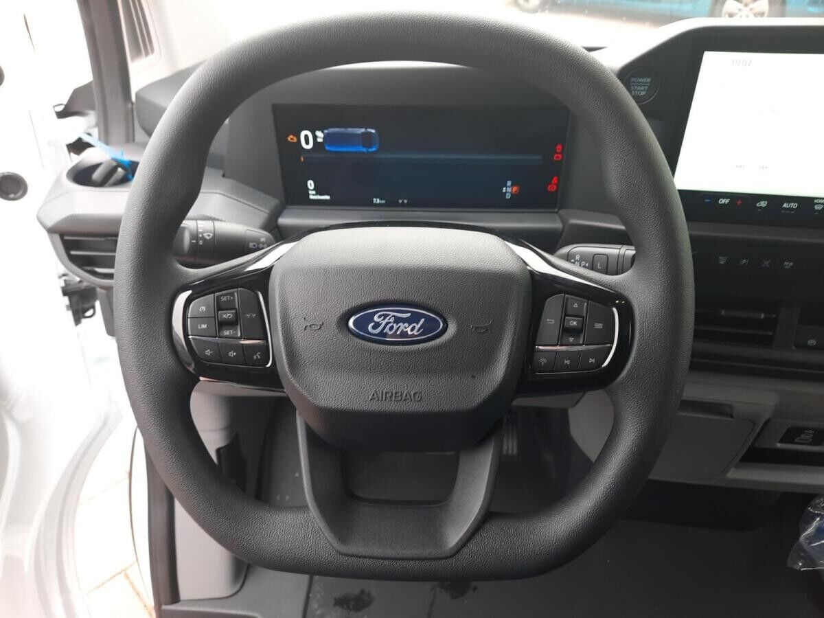 Ford Transit Custom 2.5l PHEV Kasten 320L1 Trend LED