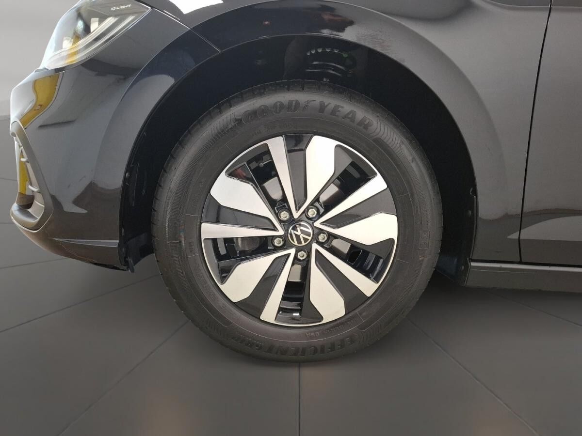 Volkswagen Polo VI 1.0 TSI Move Matrix Navi RFK SHZ