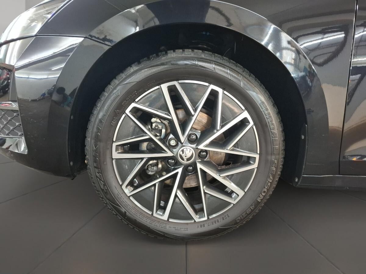 Skoda Octavia Combi 1.5 TSI Selection RFK LED ACC