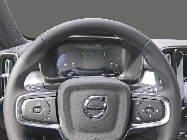 Volvo XC40 B3 Plus Black Edition