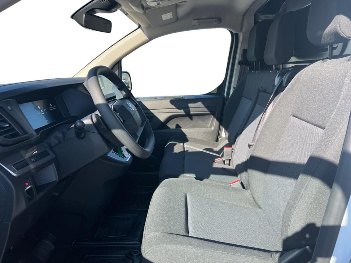 Toyota Proace ⚡BEV –75 kWh - L1 Meister – Navi⚡