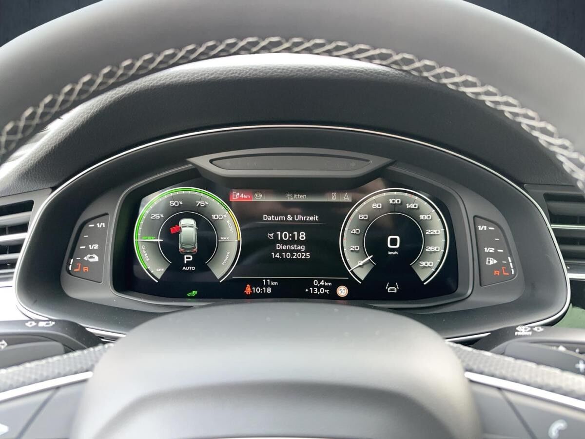 Audi Q7 TFSI e 290kW (394PS) quattro S line PANO MATRIX AHK U.V.M. **SOFORT VERFÜGBAR!**