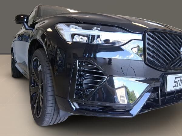 Volvo XC60 T6 Plus Black Edition Recharge Plug-In Hybrid AWD