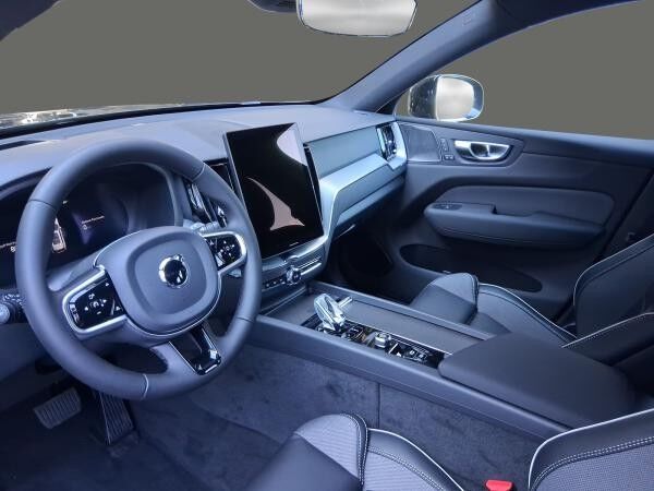 Volvo XC60 T6 Plus Black Edition Recharge Plug-In Hybrid AWD