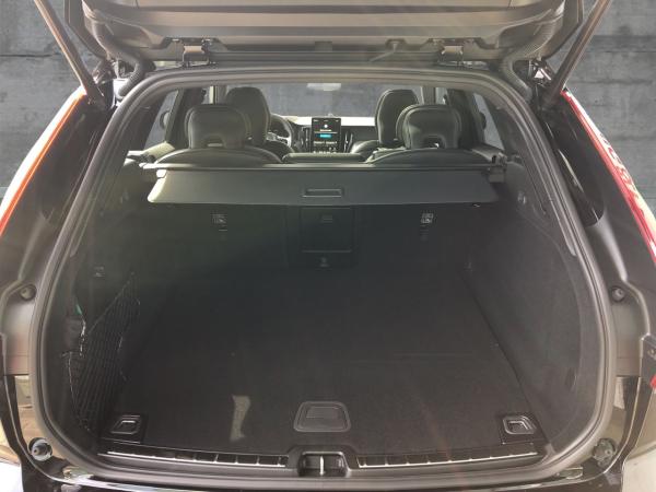 Volvo XC60 T6 AWD Ultra Black Ed. Plug-In (EURO 6e)