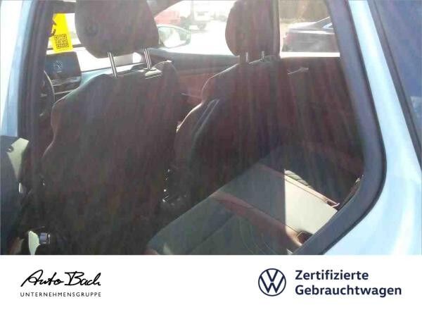 Volkswagen ID.4 Pro Performance, Panoramadach, Navi, LED-Matrix, Rückfahrkamera