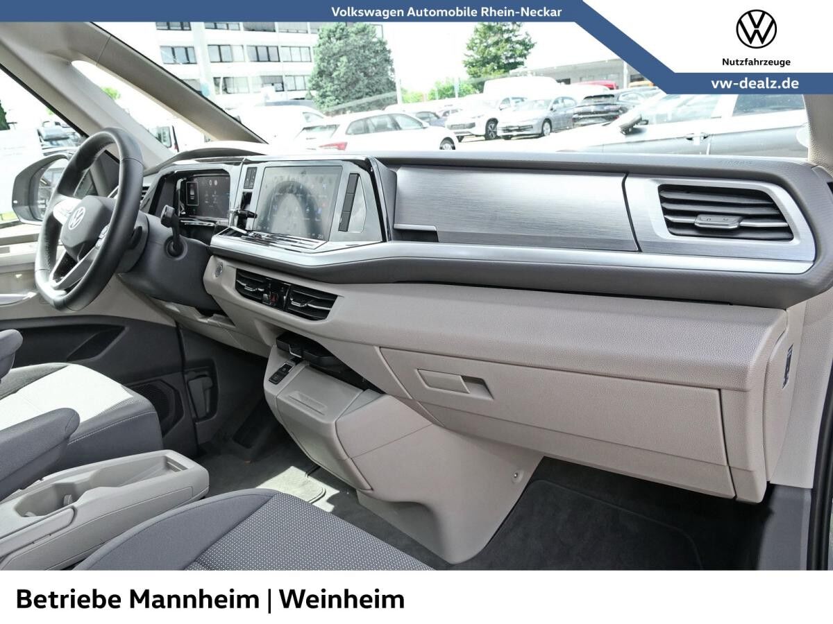 Volkswagen Multivan Life 2.0 TDI DSG AHK LED Klima APP
