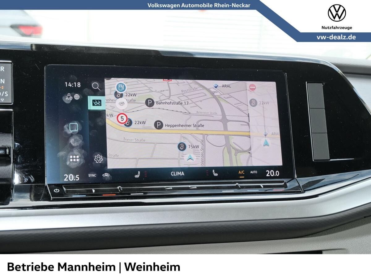 Volkswagen Multivan Life 2.0 TDI DSG AHK LED Klima APP