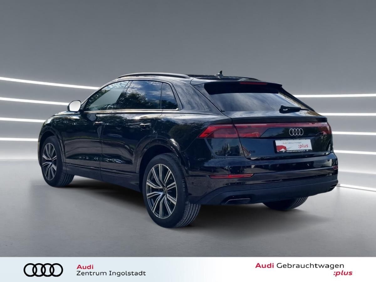 Audi Q8 45 TDI qu MATRIX Luft AHK HuD Optik-schw. 21
