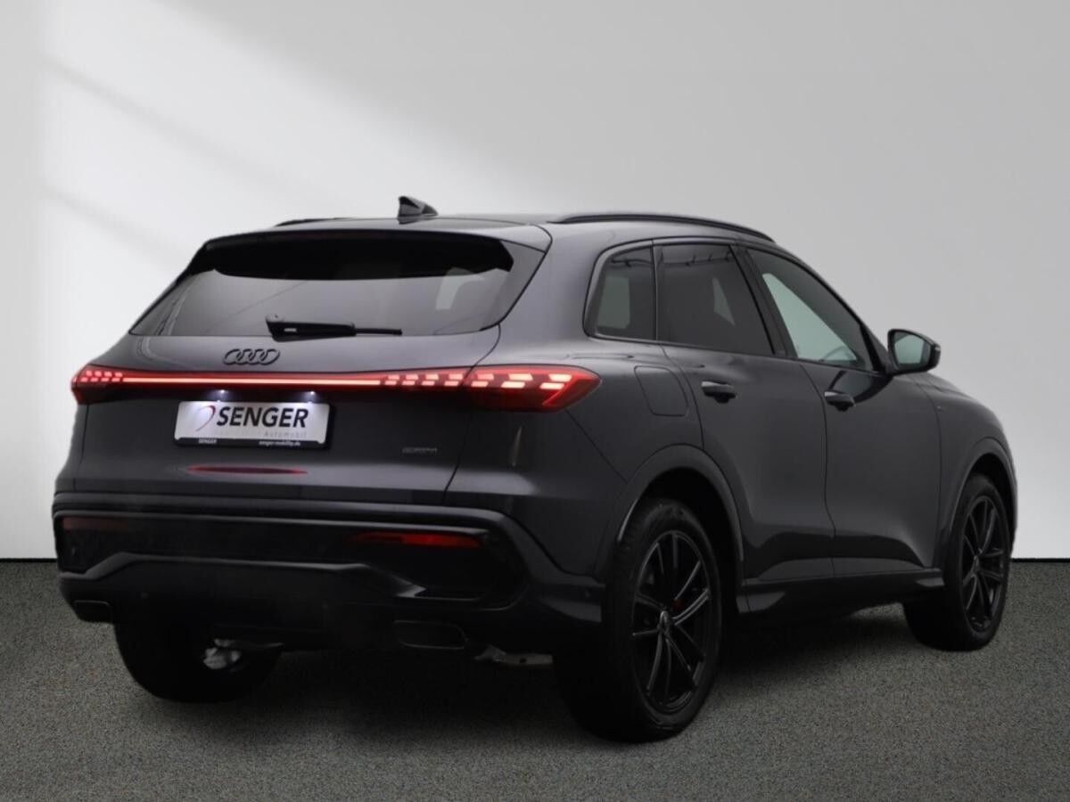 Audi Q5 SUV e-hybrid quattro S tronic Digi-Cockpit