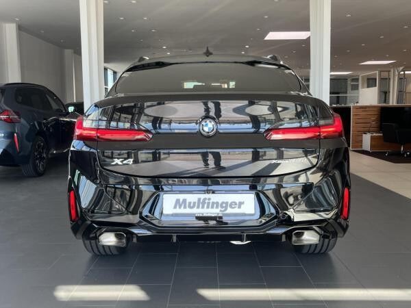 BMW X4 xDr30d HUD Laser P+ Lenkhzg. Pano Ha/Ka Navi