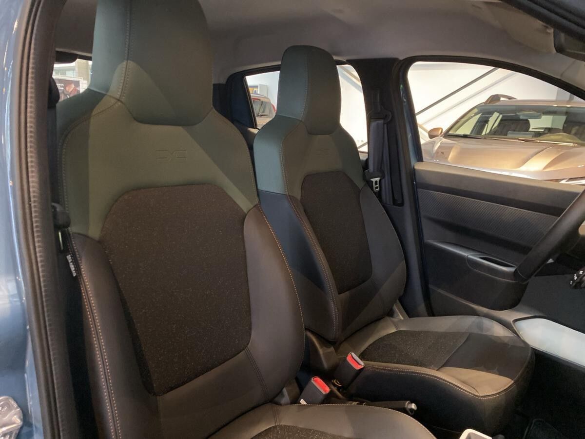 Dacia Spring Extreme ELECTRIC 65 Navi PDC Rückfahrkam.