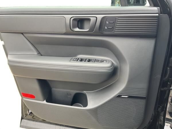 Hyundai Santa Fe SANTA FE HEV BLACKLINE 1.6 T-GDI 6-AT 2WD 5 Sitzer