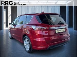 Ford S-Max Titanium