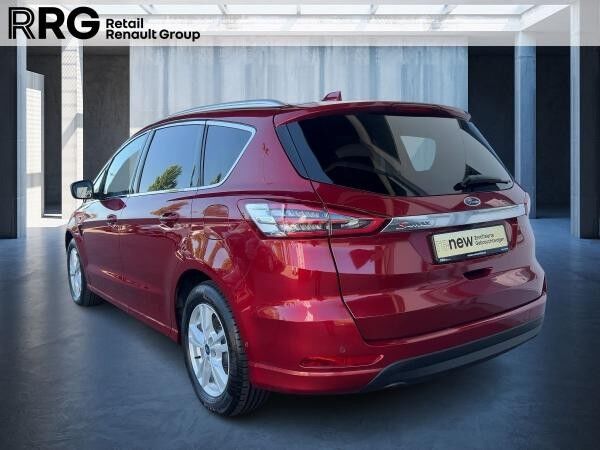 Ford S-Max Titanium