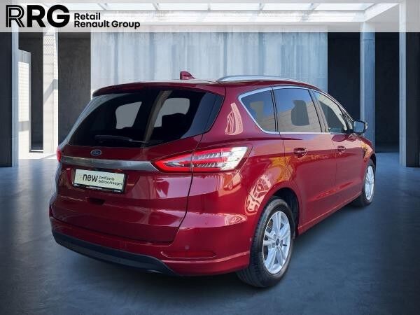 Ford S-Max Titanium