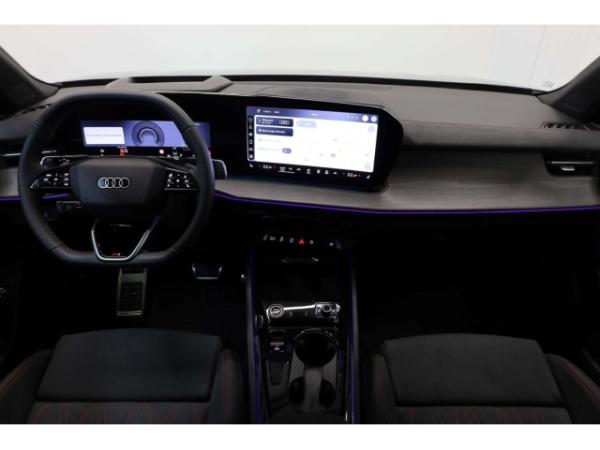 Audi Q3 TFSI quattro S line **Neues Modell**