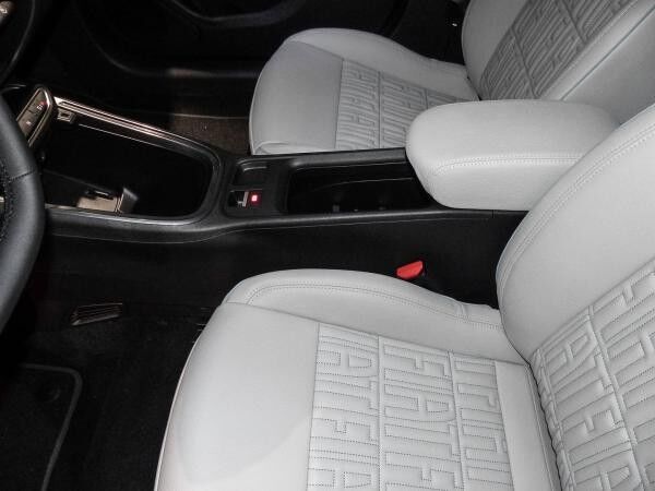 Fiat 600 ⚡La Prima⚡ Hybrid DCT Navi Massage Sitz LED