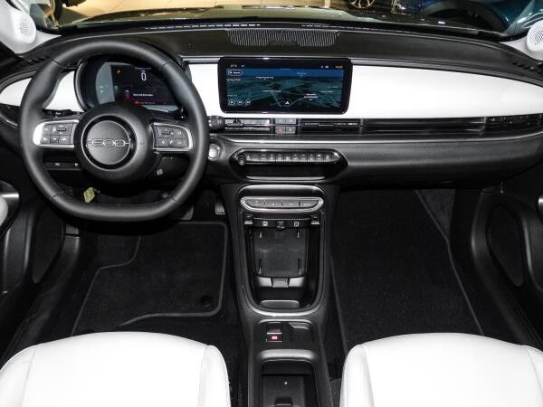 Fiat 600 ⚡La Prima⚡ Hybrid DCT  Navi  Massage Sitz LED