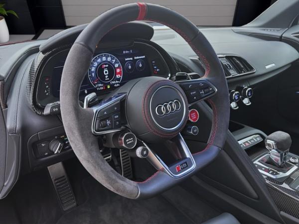 Audi R8 Coupe V10 PERFORMANCE LEDER LM20 KAMERA B&O