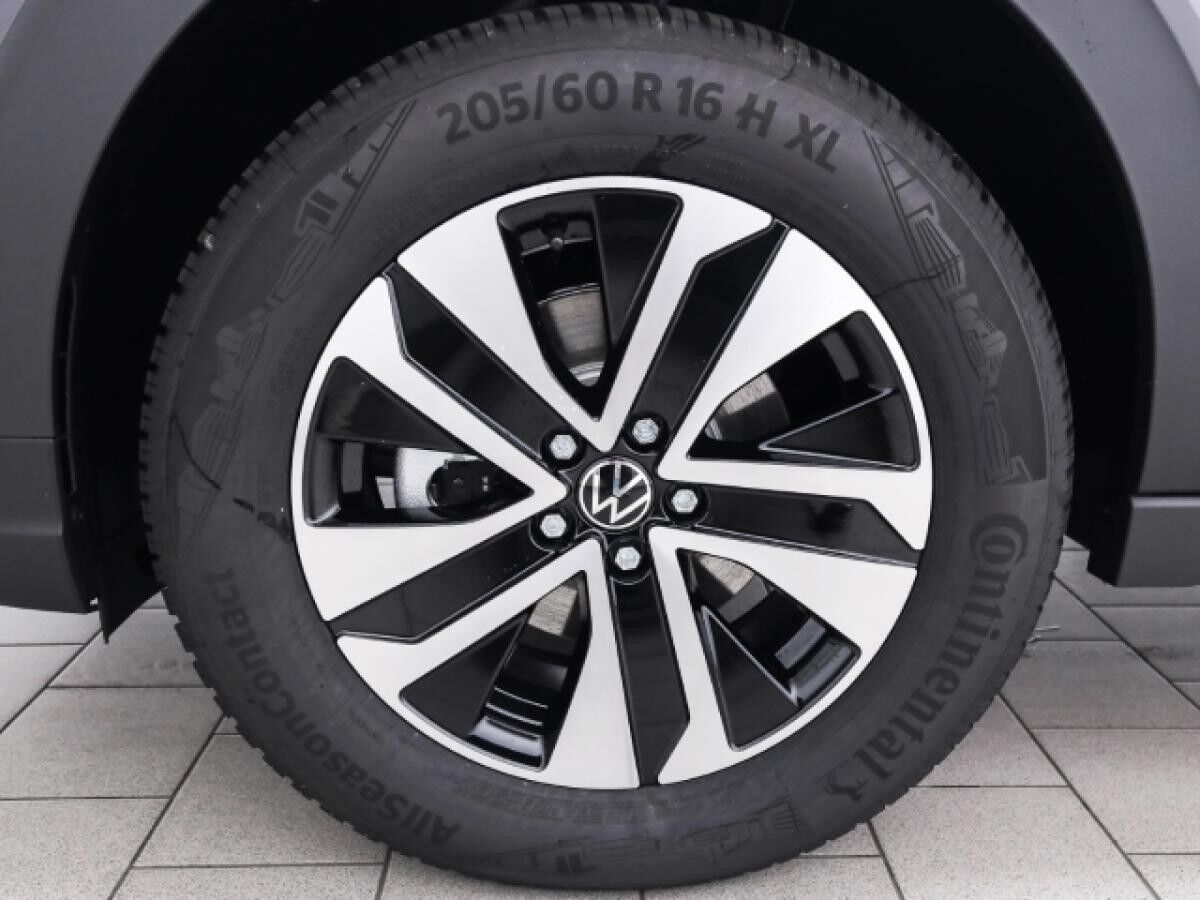 Volkswagen Taigo ENERGY 1.0 TSI Ganzjahresreifen
